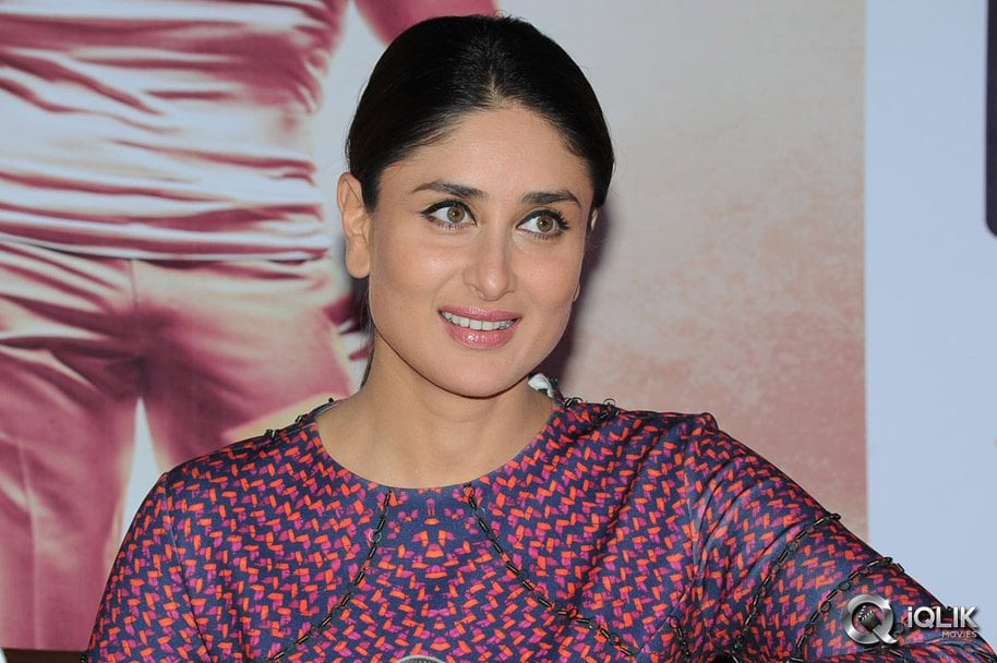 Kareena-Kapoor-at-Singham-Returns-Movie-Press-Meet